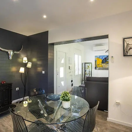 Casa Renovada Con 3 Dormitorios, Terraza Y Barbacoa A 3 Km De La Playa En - Hisp-288-46 * רוזס